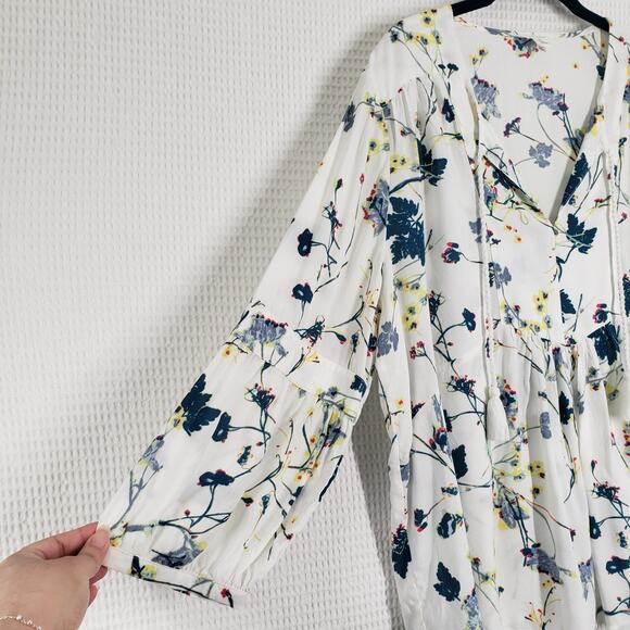 Caslon Blouse Womens XXL White Floral Peasant Bohemian 3/4 Sleeve Cottagecore - Picture 6 of 16